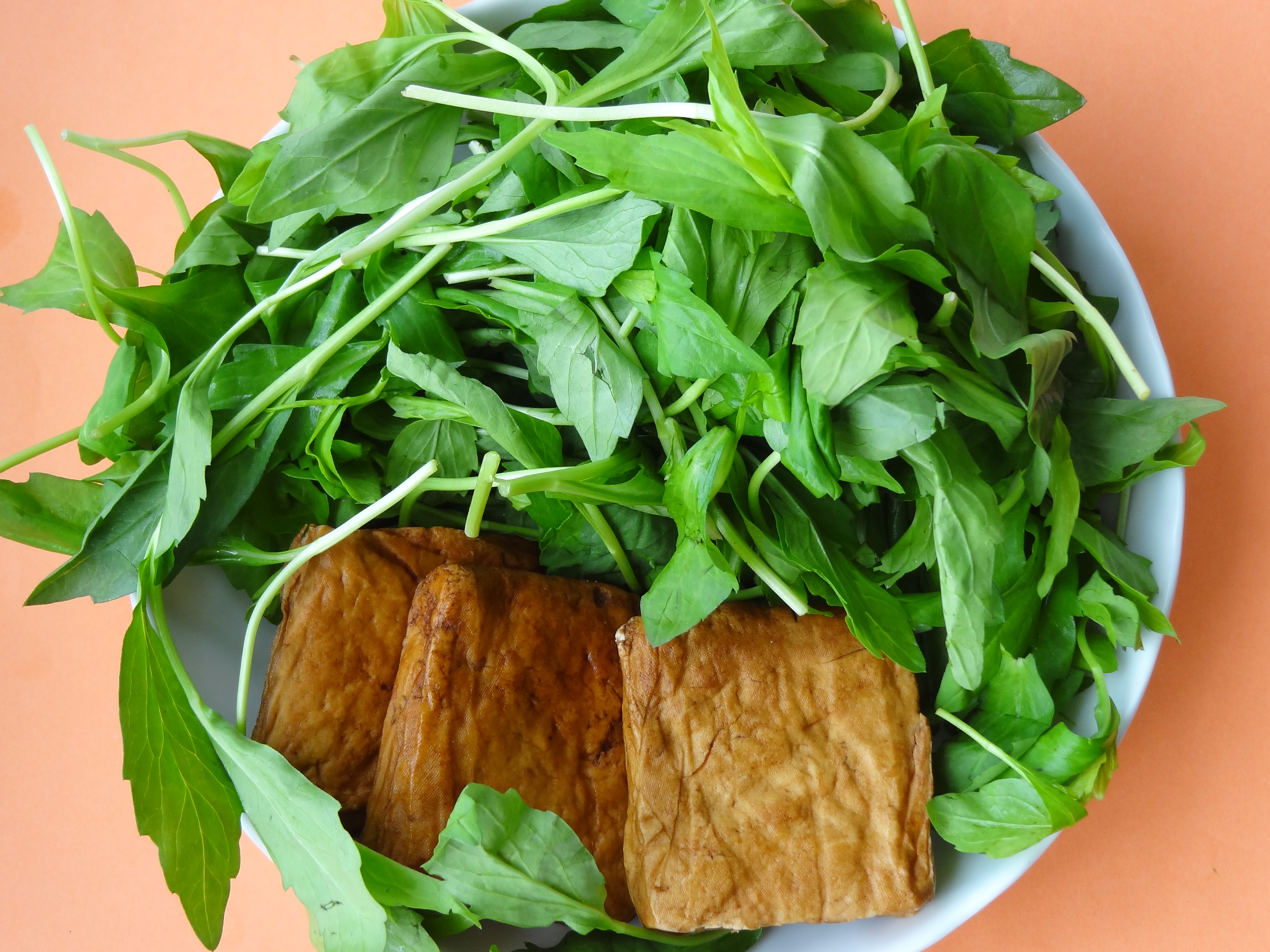 芳姐保健湯餸» Blog Archive » 清新小菜—涼拌馬蘭頭